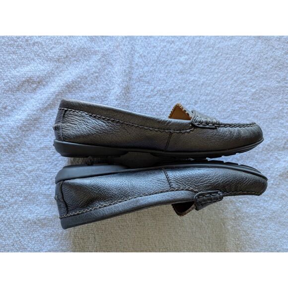 COACH Odette Logo Solid Metallic Gray Leather Driver Loafer Sz 6.5B - Picture 9 of 10